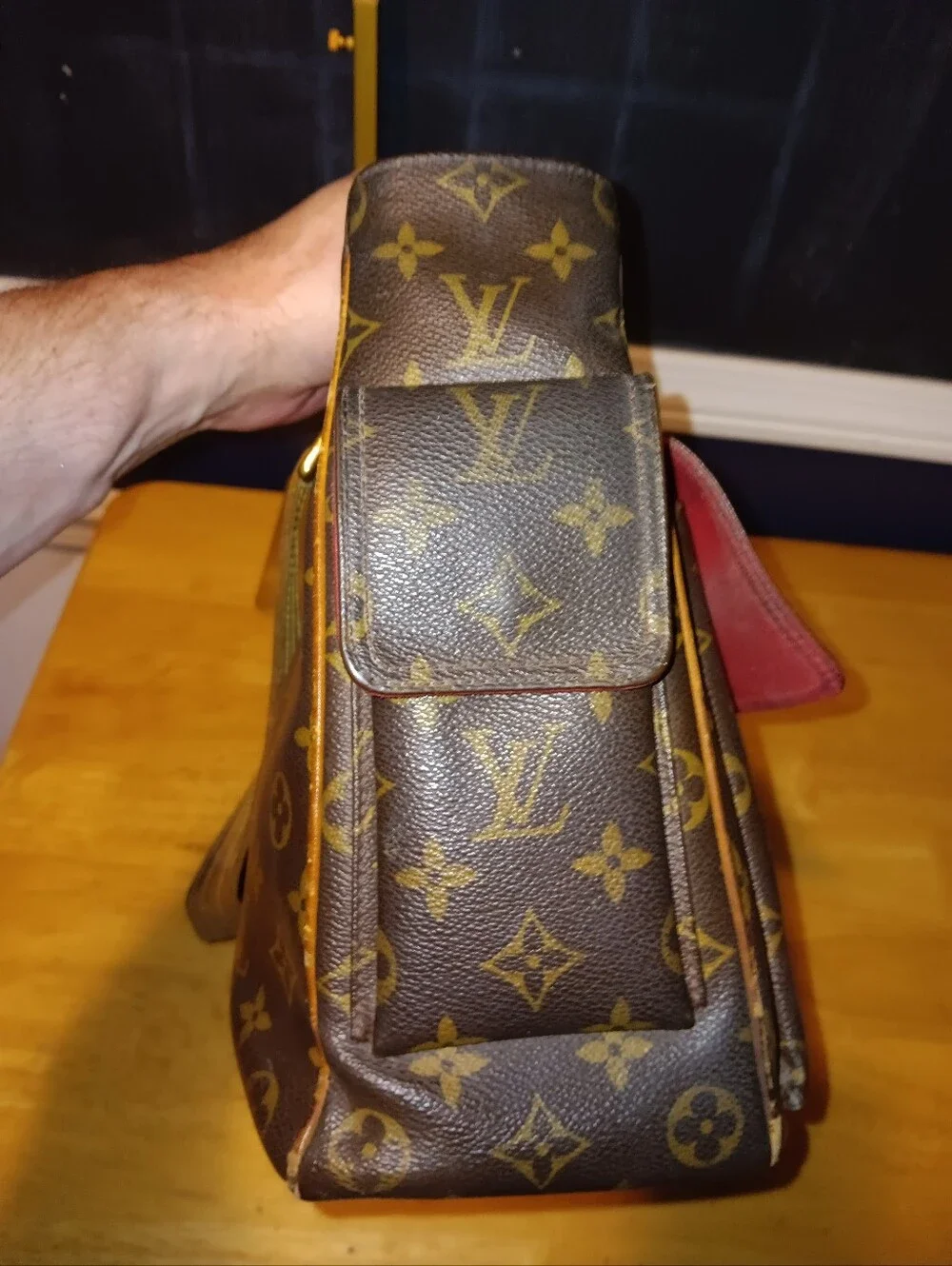 Loiis Vuitton Monogram Zip Shoulder Bag